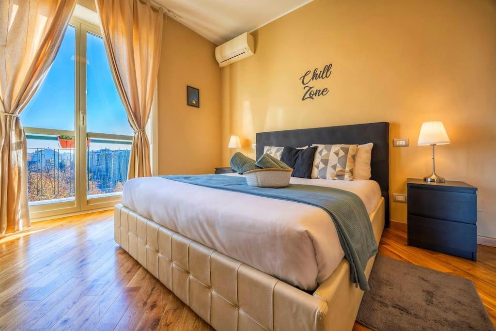 Sunny & Updated Flat With Panoramic City View 50M From M4 Stop Milão Exterior foto